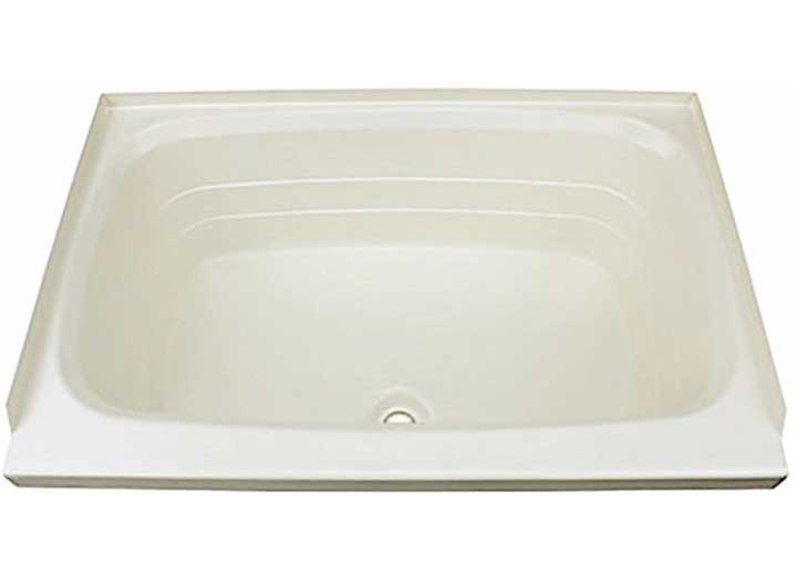 LIPPERT 209379 24IN X 38IN BATHTUB; CENTER DRAIN PARCHMENT